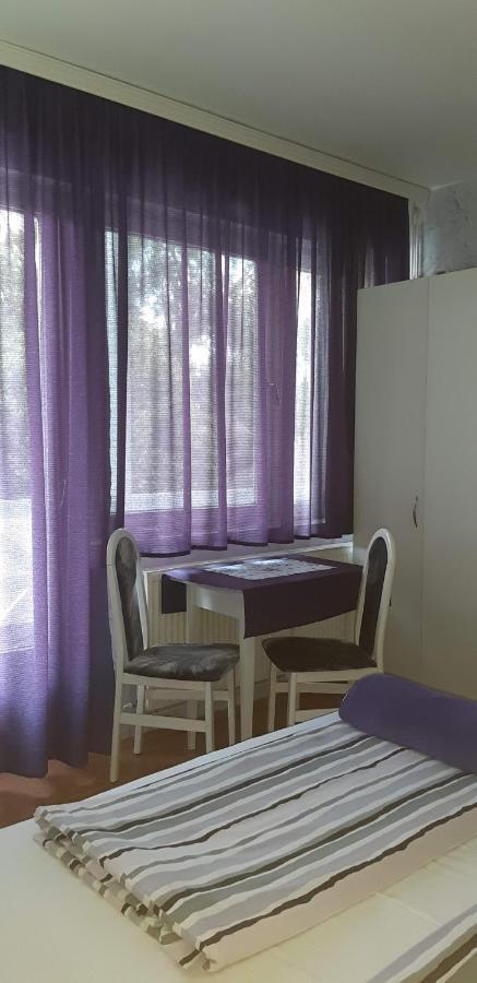 Lila Haz Lägenhet Harkány Exteriör bild